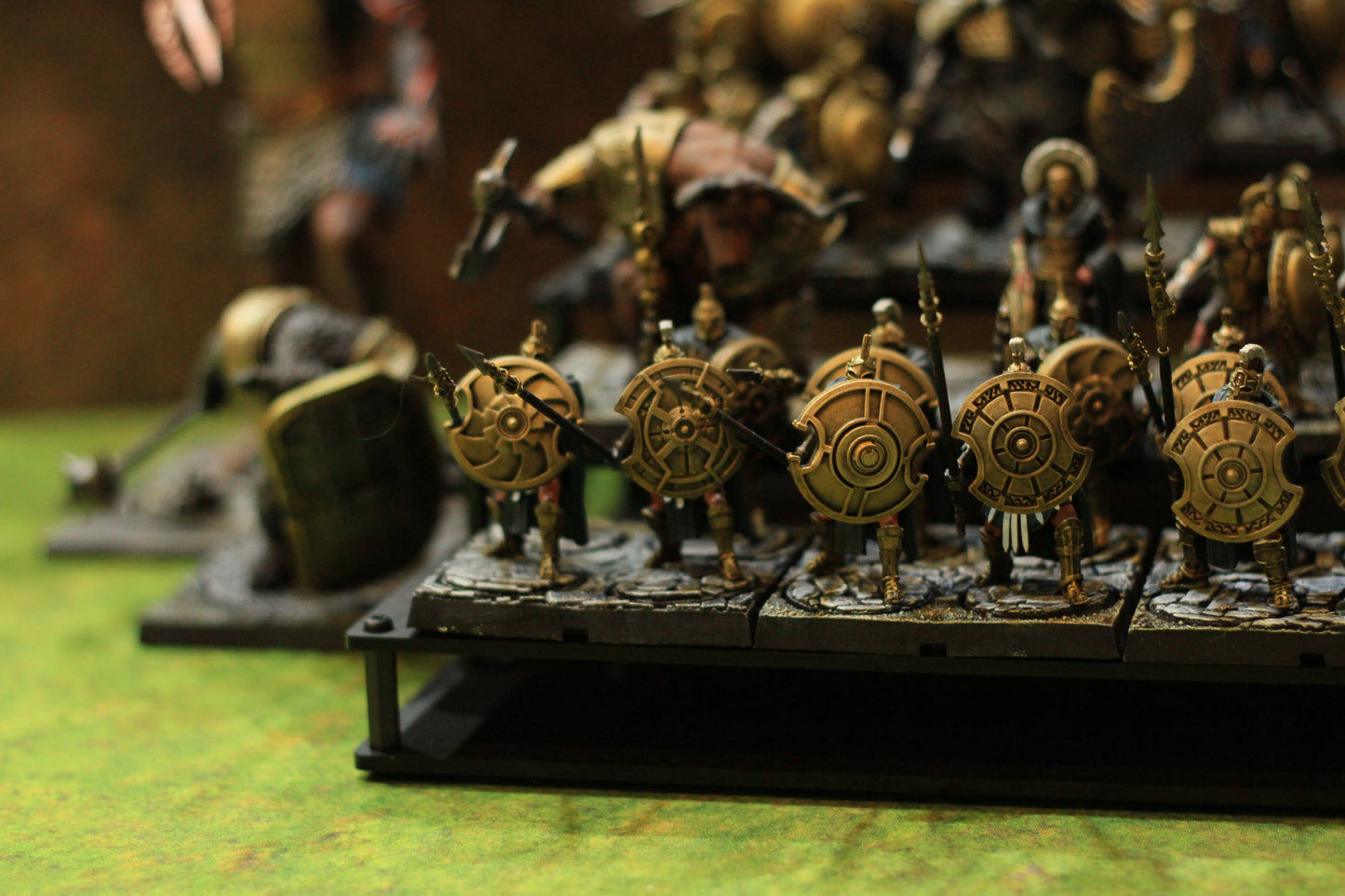 Conquest Magnetic Display Shelves