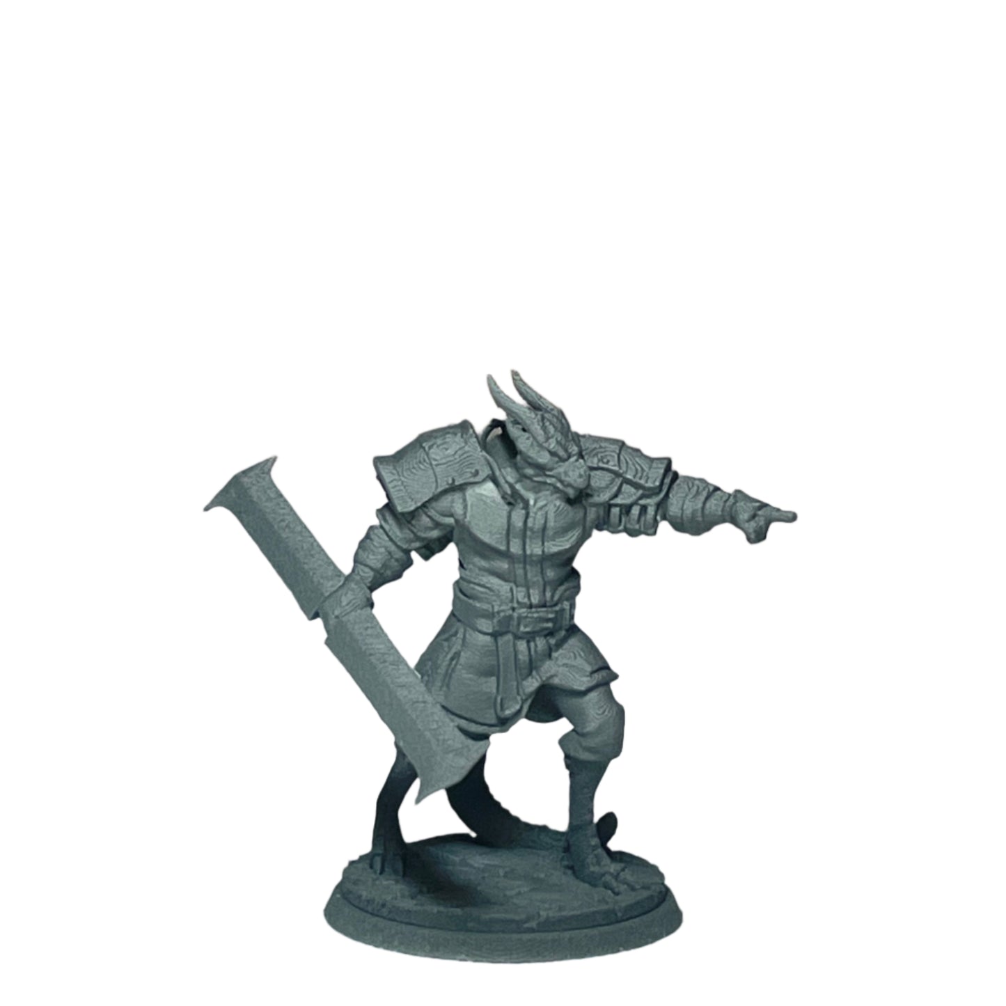 Miniature Male Dragonborn wielding Warglaive 28mm