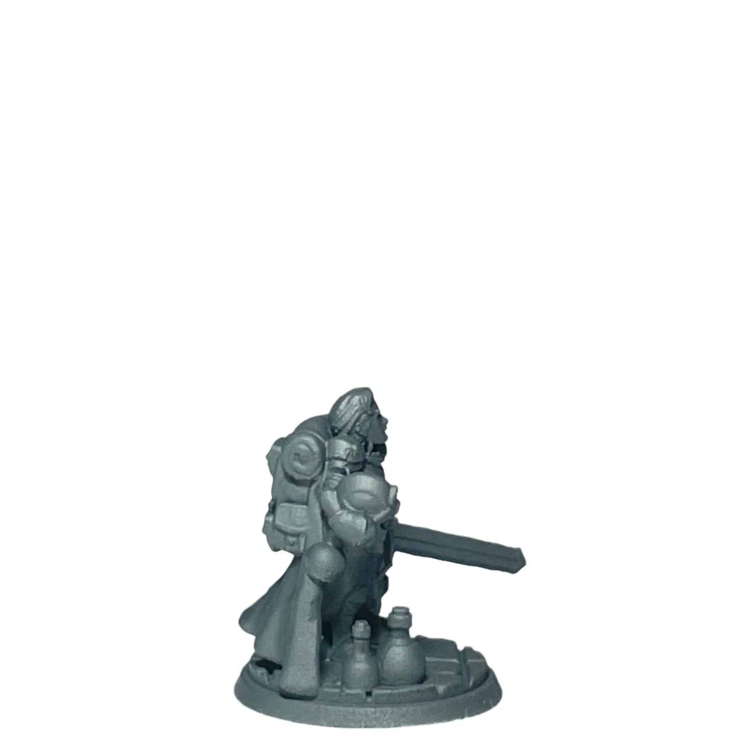Miniature Male Halfling wielding Sword 28mm