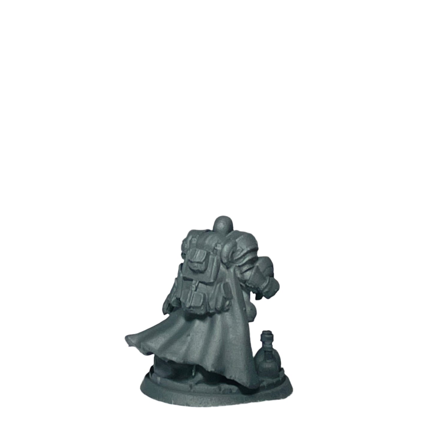 Miniature Male Dwarf wielding Sword 28mm